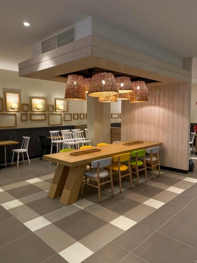 Flag Hotel Калдас да Райна Екстериор снимка